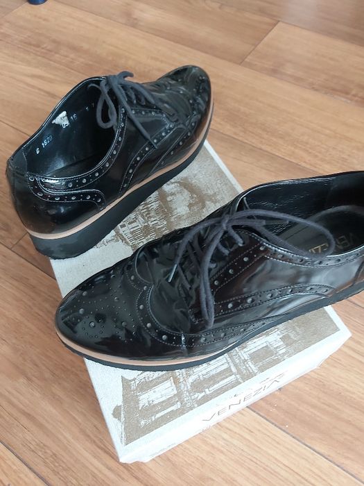 Buty czarne Venezia