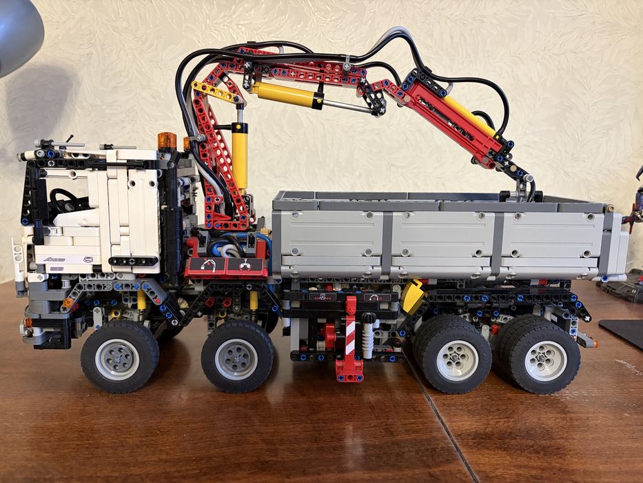 Lego technic 42043 (Лего техник)