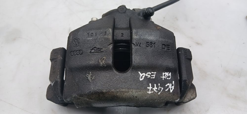 Pinça travão / maxila de travão frente esquerda AUDI A3 (8P1)