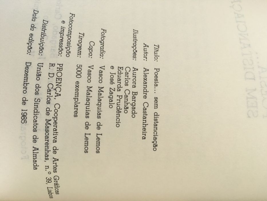 Poesia...sem distanciação - Alexandre Castanheira