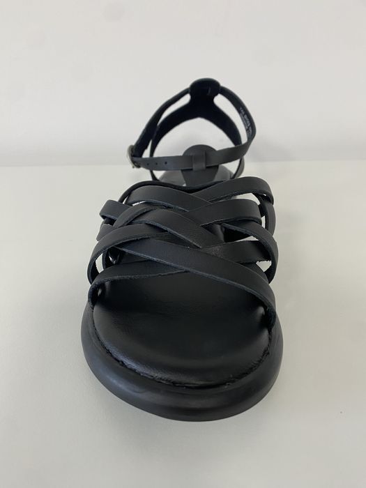 Sandały skórzane YAS 39