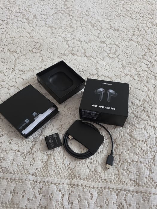 Продам навушники Samsung Galaxy buds 3 pro