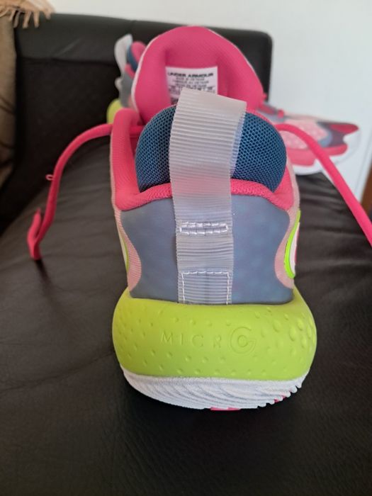 Ténis novos under armour