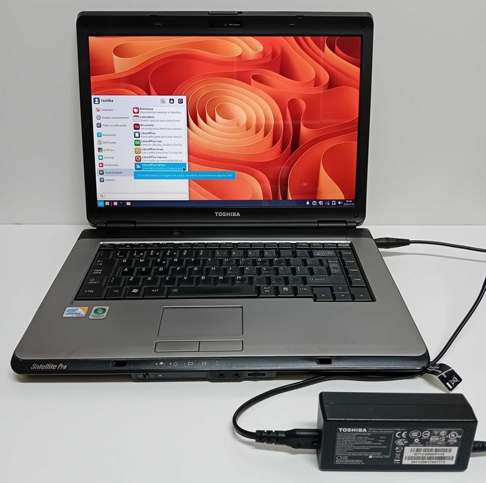 (LER DESCRIÇÃO) Portátil Toshiba Satellite Pro L300-22E, T6400 2.00GHz, 4GB RAM, 32GB SSD