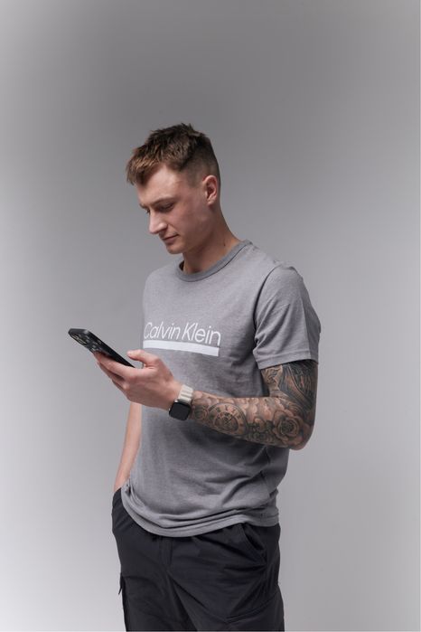 Футболка Calvin Klein