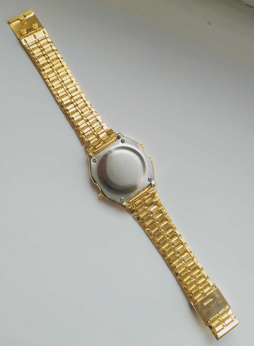 zegarek cyfrowy damski, elektroniczny , nowy