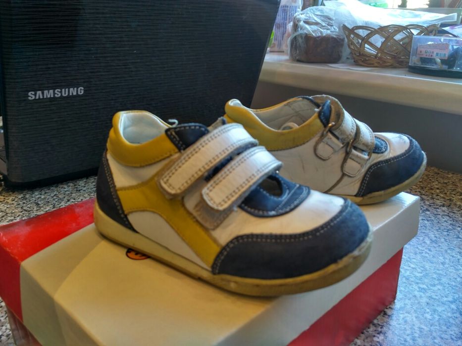 Кроссовки кожа 23р(14 см(