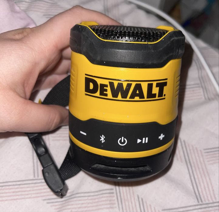 Coluna de som DEWALT original - Bluetooth - preto e amarelo