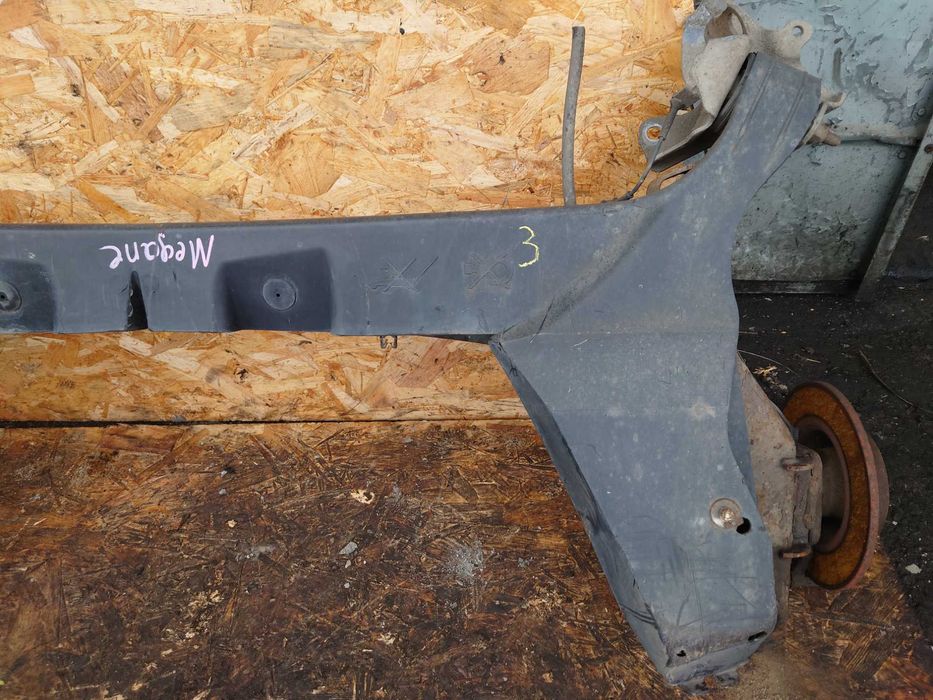 Renault Megane II HB Belka Zawieszenia Oś Tył Tylna ABS