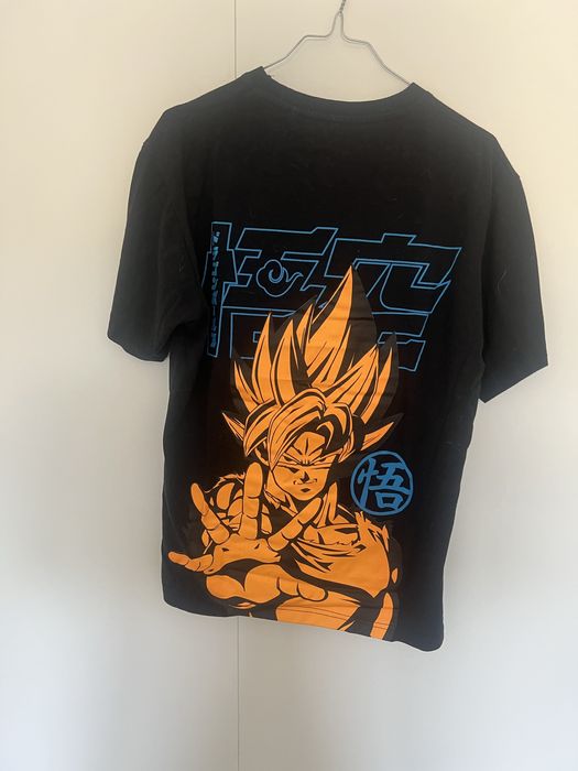 T-shirt Dragon Ball Z Goku Pull&Bear – Tamanho S