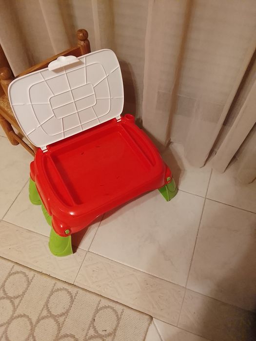 Mensinha de apoio pintura infantil