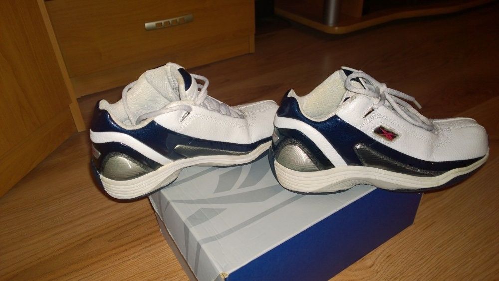 Buty sportowe,skórzane adidasy - Reebok rozmiar 37