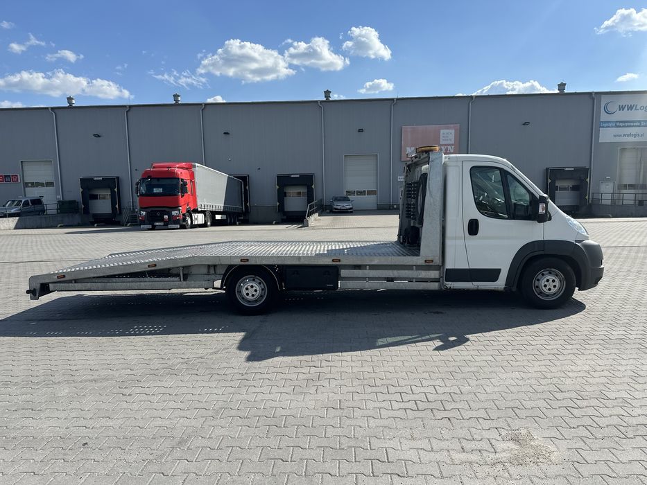 Peugeot Boxer 2.2 autolaweta pomoc drogowa