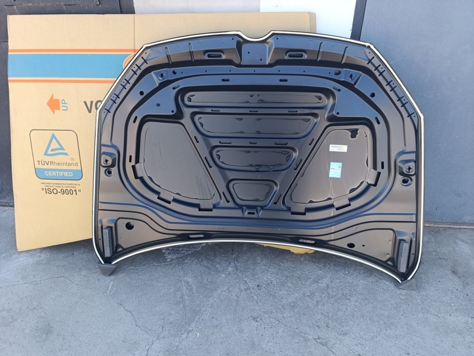 Капот Volkswagen Golf 7 2012 - 2021 5G0823031J