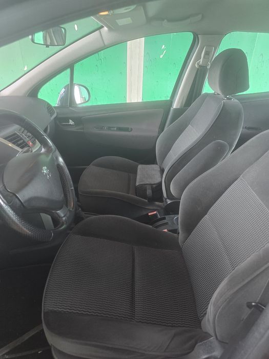 Peugeot 207 1.4 i