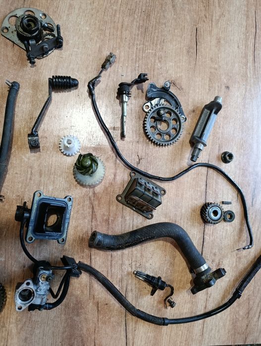 Części Yamaha TDR 125 dozownik tryb membrana wirnik dźwignia biegów k2