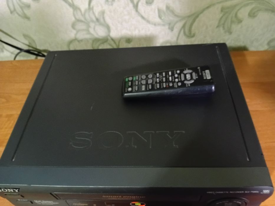 Відеомагнітофон SONY SLV-P58EE