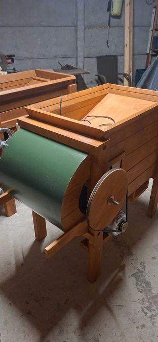 Młynek-wialnia do zboża