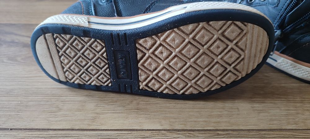 Buty jesień zimowe chlopiece 29 ciepłe zamek