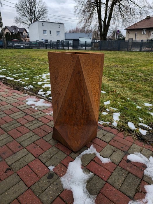 Nowoczesne donice stalowe – Corten & Malowane proszkowo | PRODUCENT