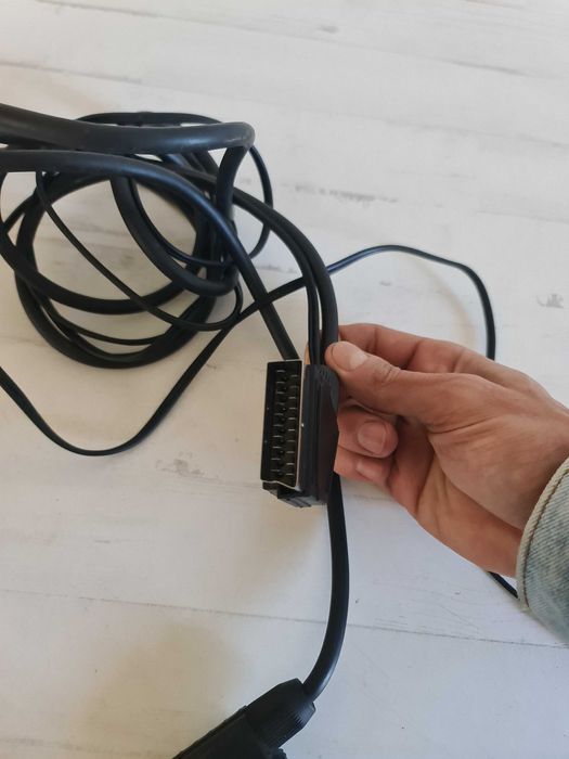 Cabo Scart RCA 21 Pinos com Saída de Áudio 21-Pin Scart to RCA Cable
