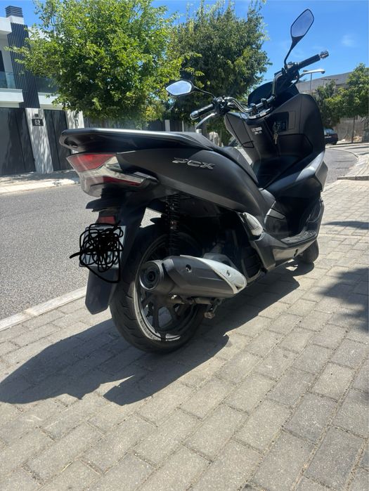 Mota  pcx   2020