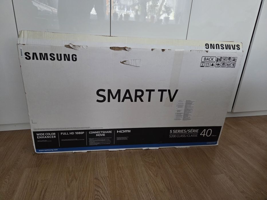 Telewizor SAMSUNG 40" SMART TV