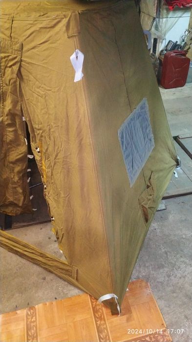 Зимняя палатка для рыбалки