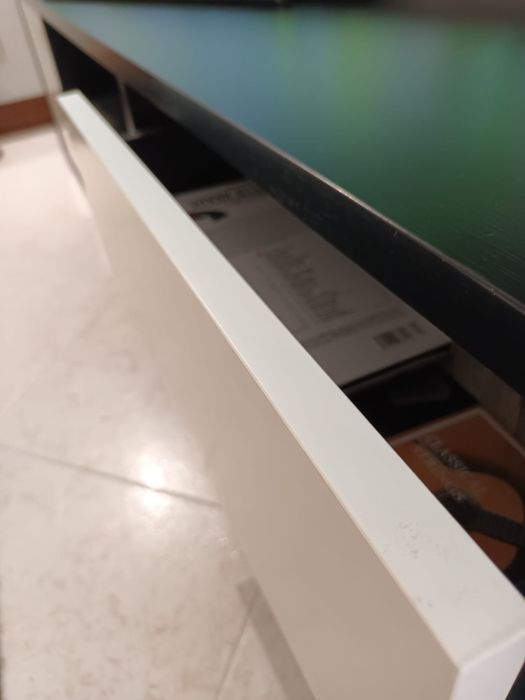 Móvel para TV e multimédia