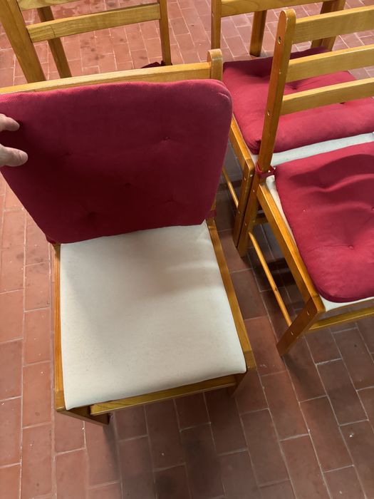 Conjunto de mesa com 4 cadeira