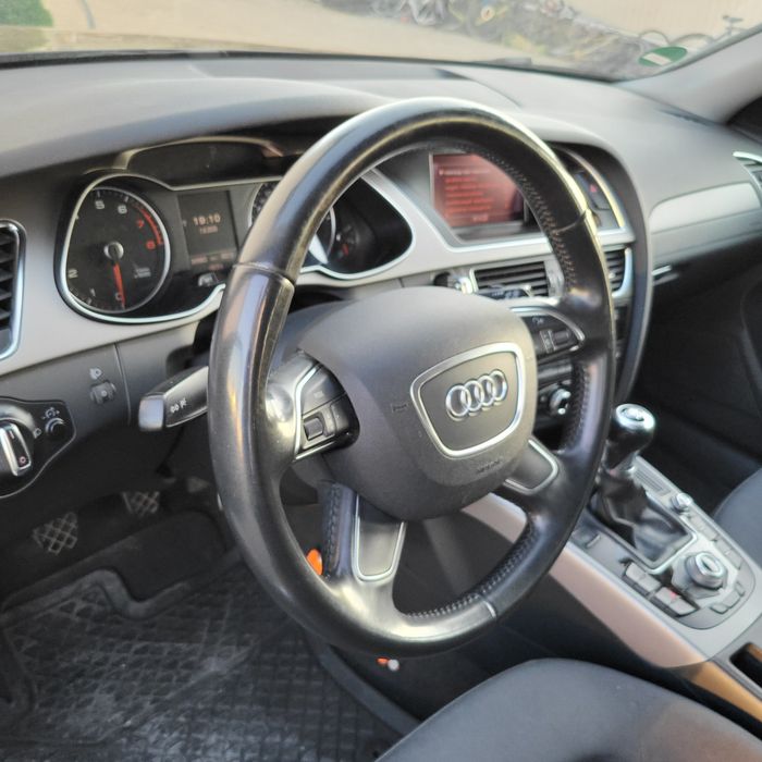 Audi A4 B8 / 1.8tfsi gen 3 / Audi multimedia / Механіка /