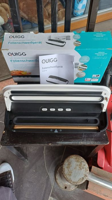 Вакуумний пакувальник QUIG