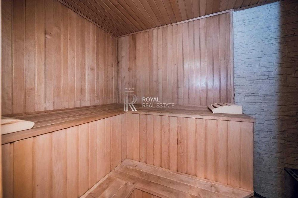 Продаж Будинок 390м2 7кімн 31 сотка Березівка Бучанський район Газ Басейн Сауна Бомбосховище