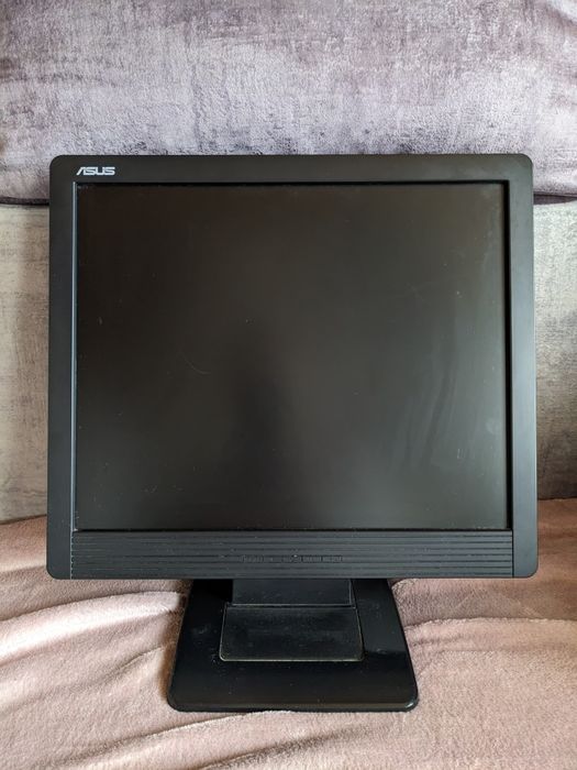 Монітор Asus MM17D для комп'ютера