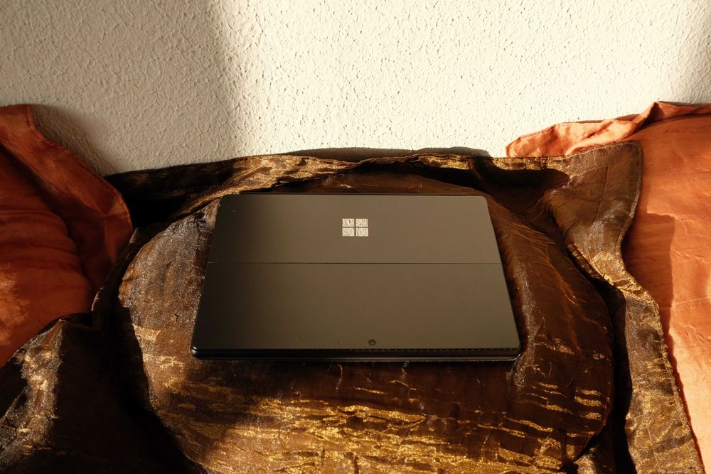 Microsoft Surface Pro 9 + Teclado + Stylus513481848274954242