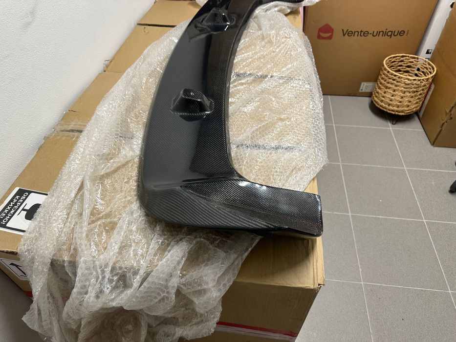 Spoiler traseiro em carbono para BMW X5 G05