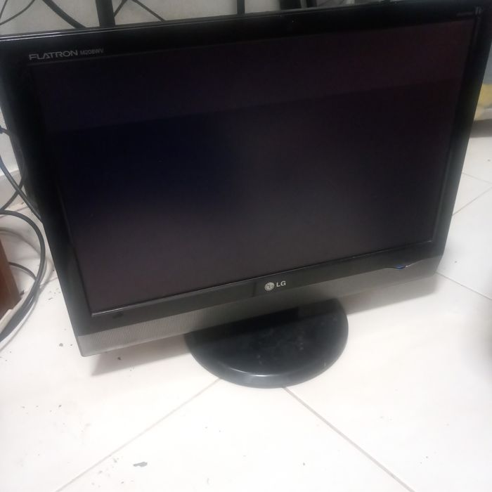 Monitor com problema no HDMI450231513258414080