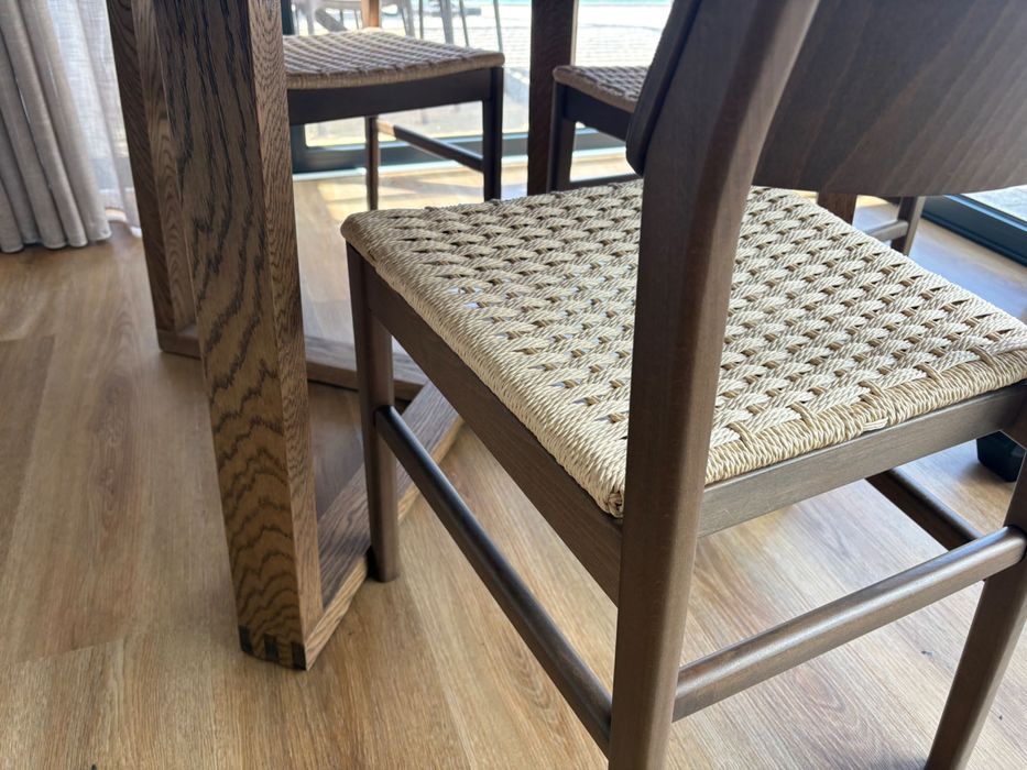 Mesa com 4 cadeiras - NOVA