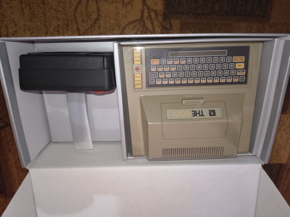 Konsola Atari The 400 Mini Jak nowa