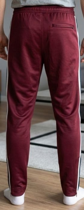 Burgundowe spodnie dresowe męskie Nike rozmiar S