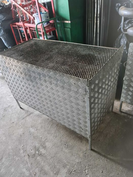 Grill węglowy profesjonalny
