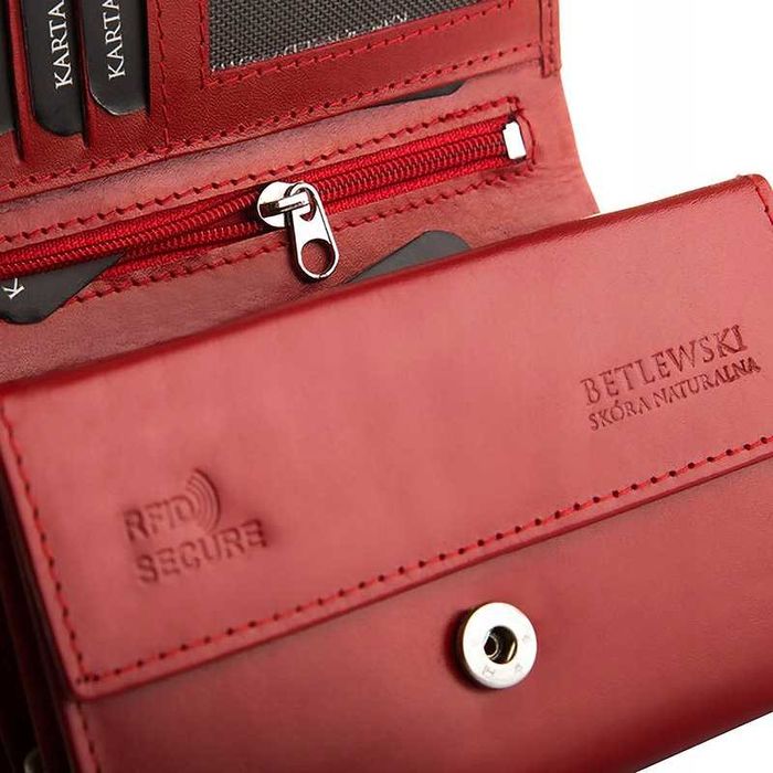 BETLEWSKI Portfel Damski Czerwony Skóra Naturalna Na Karty Dokumenty