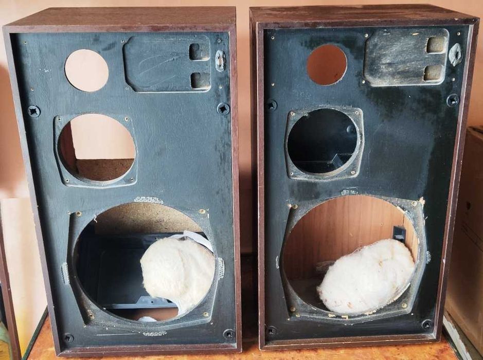 Корпуса от акустических систем от 35 АС-013“Radiotehnika S-70  (2 шт.)