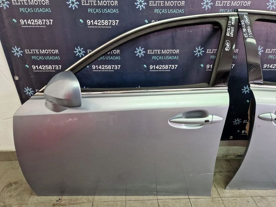 Porta usada LEXUS IS220D frente traseira esquerda direita retrovisor
