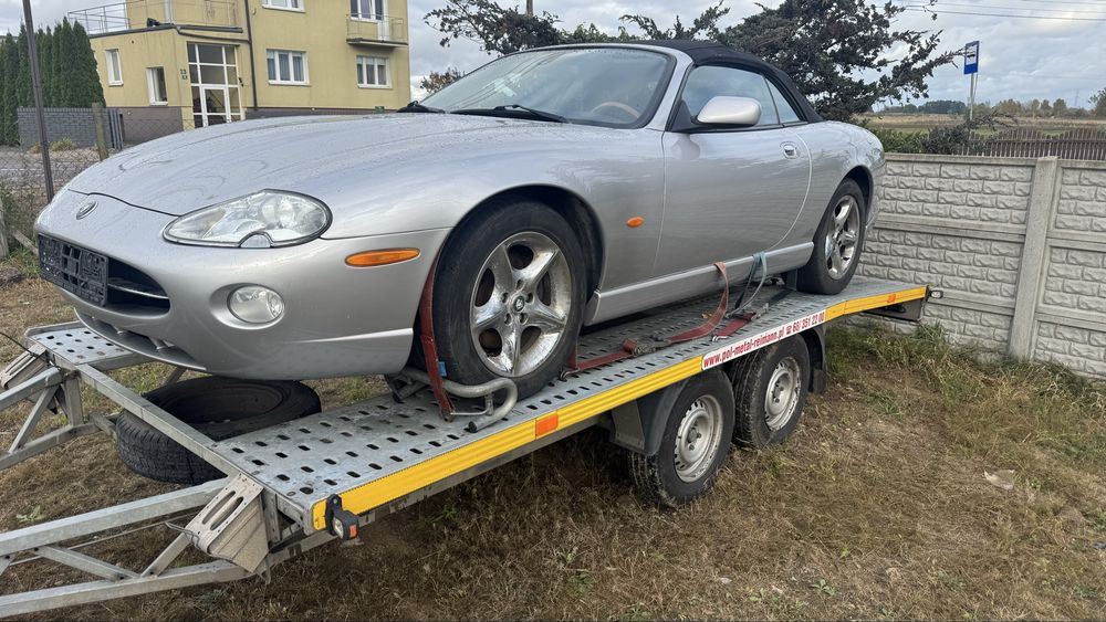 Jaguar XK8 4,2i V8