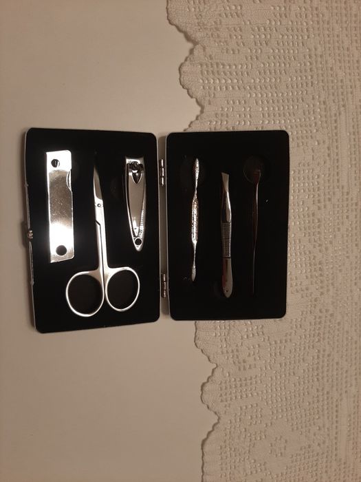 2 conjuntos manicure novos completos