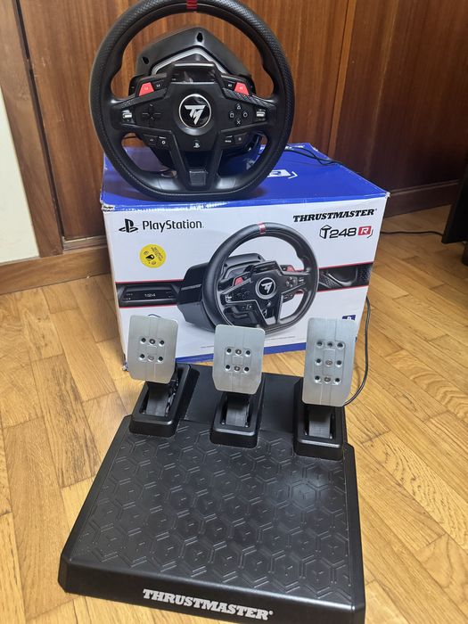Volante e pedais Thurstmaster T248R