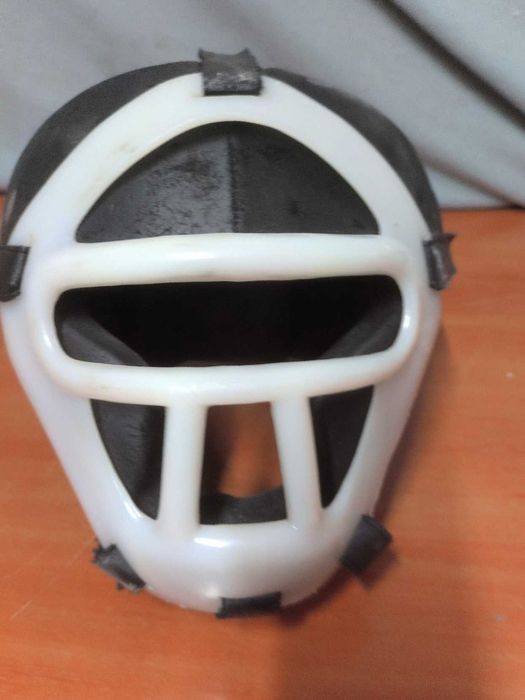 Kask bokserski ALLRIGHT Senior z odpinaną kratą – sparingowy