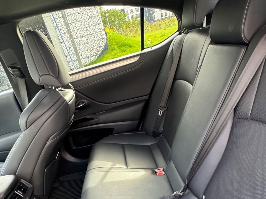 Lexus ES Lexus ES 300h F SPORT | 2019 | ASO Lexus | Zadbany | Bez wkładu finans