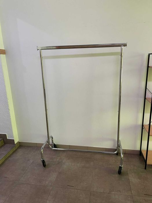 Charriot suporte de roupa